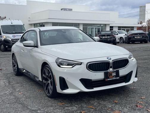 2023 BMW 230 i xDrive