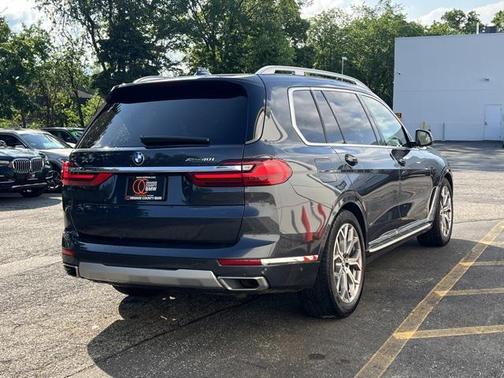 2022 BMW X7 xDrive40i