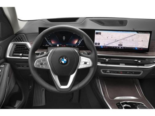 Gray 2026 BMW X7 xDrive40i