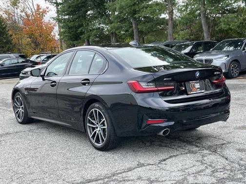 2022 BMW 330e Base