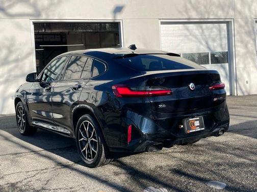 2023 BMW X4 M40i