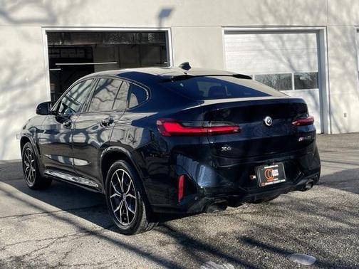 2023 BMW X4 M40i