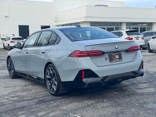 2026 BMW 530 i xDrive