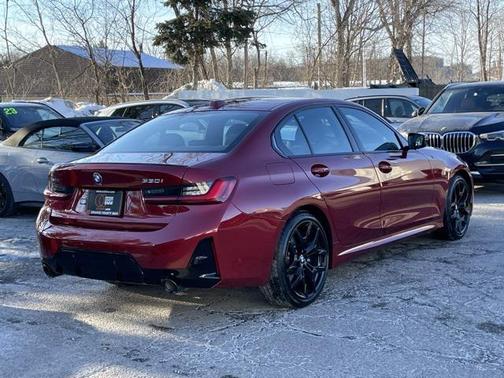 2025 BMW 330 i xDrive