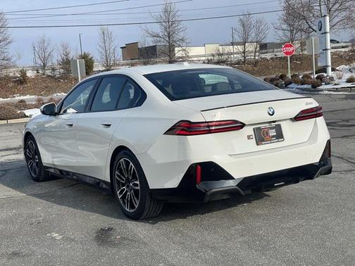 2026 BMW 530 i xDrive