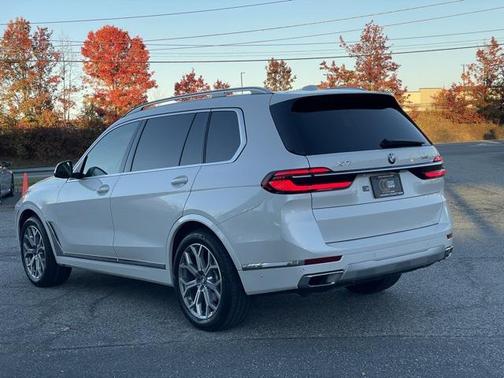 2026 BMW X7 xDrive40i