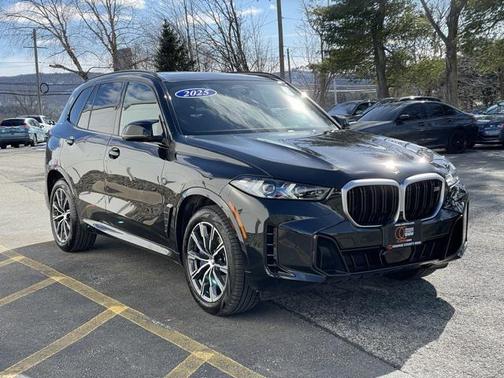 2025 BMW X5 M60i