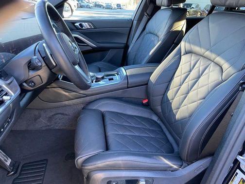 2026 BMW X6 xDrive40i