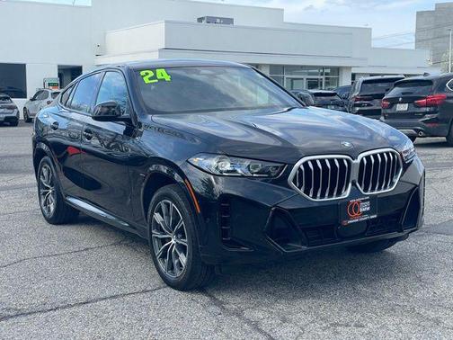 Black Sapphire Metallic 2024 BMW X6 xDrive40i