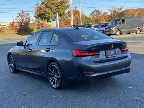 2022 BMW 330 i xDrive