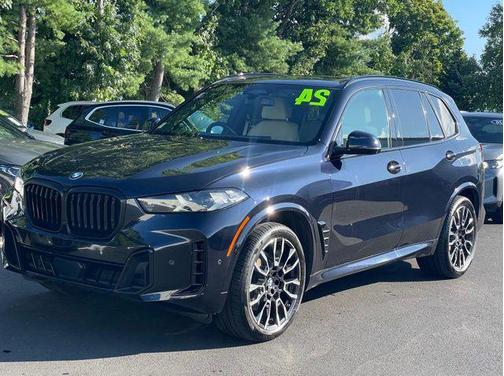 Carbon Black Metallic 2024 BMW X5 xDrive40i