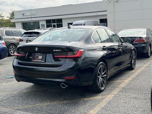 2021 BMW 330 i xDrive