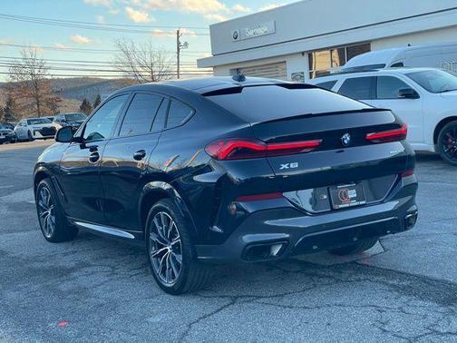 2024 BMW X6 xDrive40i