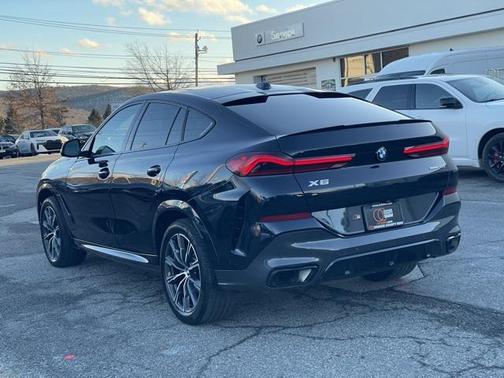 2024 BMW X6 xDrive40i