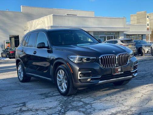 2023 BMW X5 xDrive45e