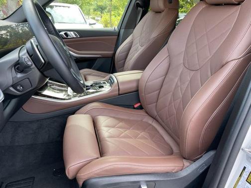 2025 BMW X5 xDrive50e