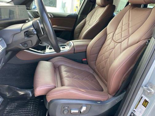 Brooklyn Gray Metallic 2024 BMW X5 xDrive40i