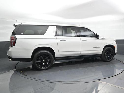 2024 Chevrolet Suburban High Country