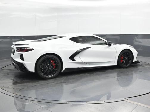 2023 Chevrolet Corvette Stingray w/2LT