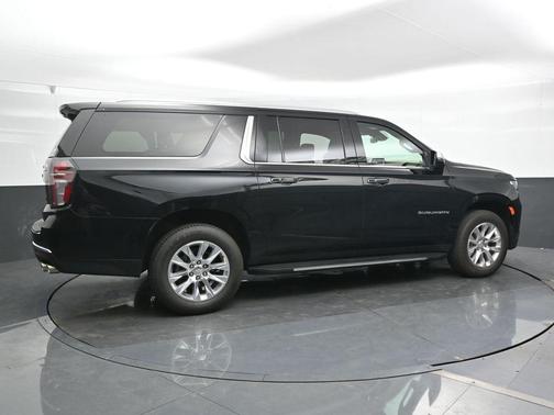 2024 Chevrolet Suburban Premier