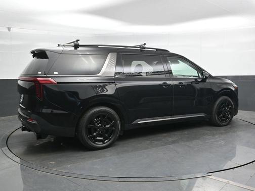 Aurora Black Pearl 2025 Kia Carnival Hybrid SX PRESTIGE