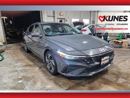 2024 Hyundai ELANTRA Limited