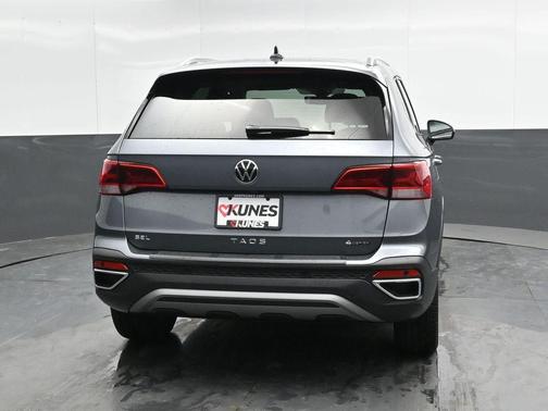 2024 Volkswagen Taos 1.5T SEL