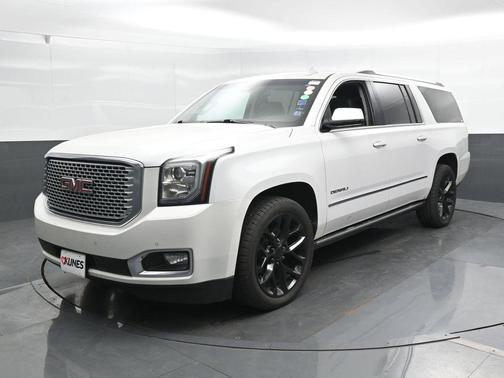2017 GMC Yukon XL Denali