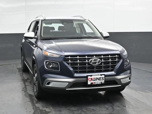 2025 Hyundai VENUE Limited