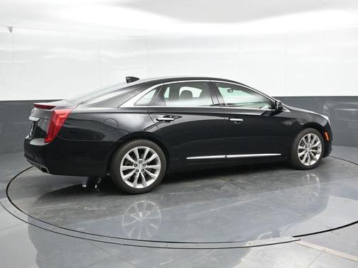 2016 Cadillac XTS Luxury Collection