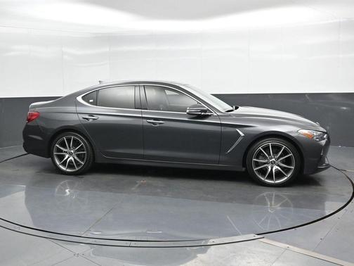 2021 Genesis G70 2.0T