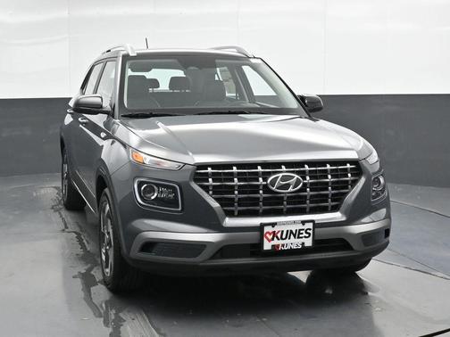 2025 Hyundai VENUE Limited