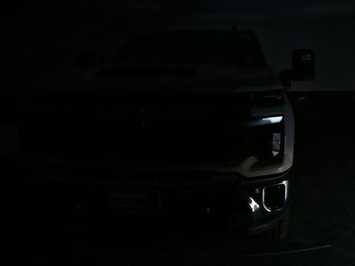 Summit White 2025 Chevrolet Silverado 2500 LT