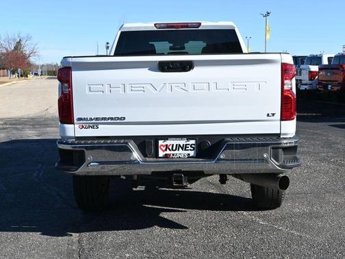 Summit White 2025 Chevrolet Silverado 2500 LT