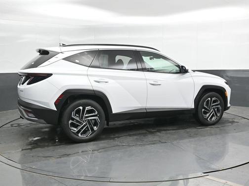 Pearl 2026 Hyundai TUCSON Hybrid Limited