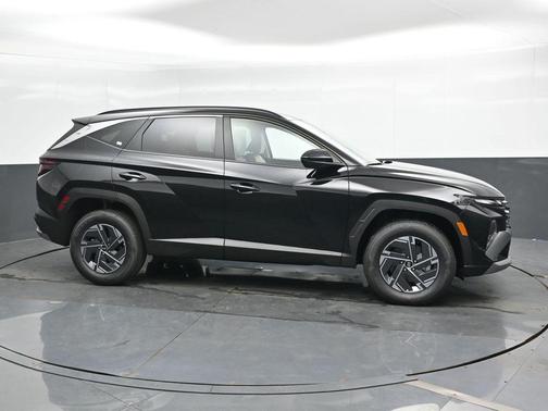 2025 Hyundai TUCSON Hybrid Blue