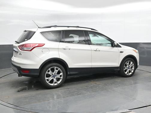 White Platinum 2013 Ford Escape SEL