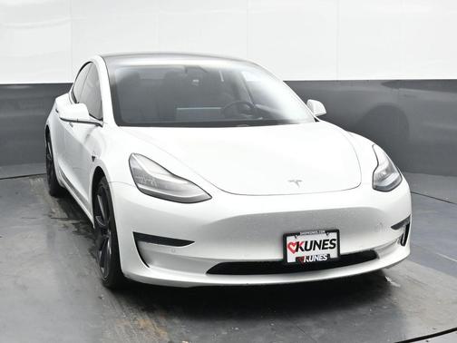 2020 Tesla Model 3 Performance