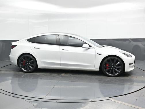 2020 Tesla Model 3 Performance