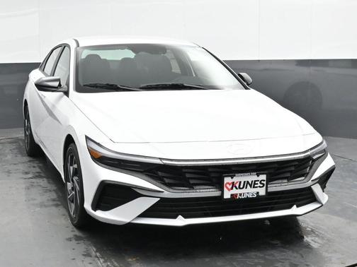 2025 Hyundai ELANTRA HEV SEL Sport