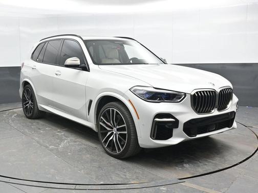 2023 BMW X5 M50i