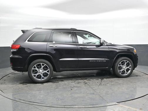 2020 Jeep Grand Cherokee Overland