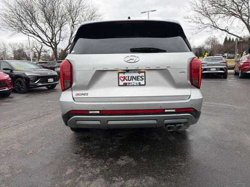 Silver 2025 Hyundai PALISADE SEL