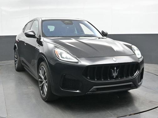 Nero 2023 Maserati Grecale Modena