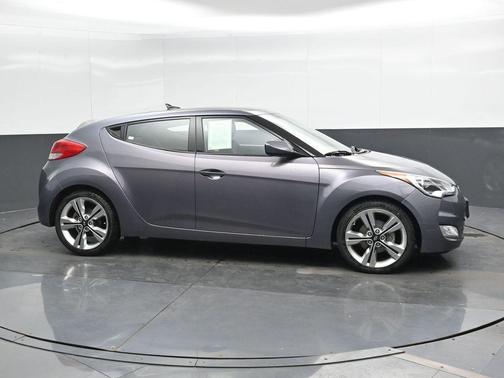 2017 Hyundai Veloster Value Edition