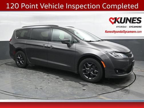 2020 Chrysler Pacifica Touring-L Plus