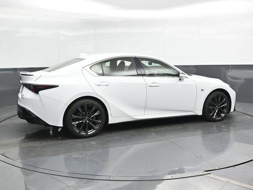 2022 Lexus IS 350 F Sport