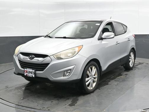 Diamond Silver 2011 Hyundai TUCSON Limited