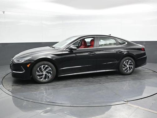 2021 Hyundai SONATA Hybrid Blue