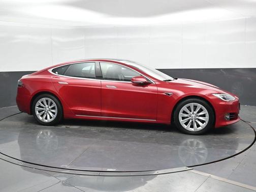 2017 Tesla Model S 